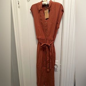 NWT Thread & Supply - Rust Collared Shirtdress with belt tie & buttons